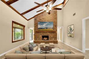 421 Spring Valley Ln, Altamonte Springs, FL 32714, Sold 10/12/21