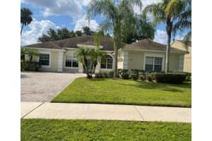 2200 Rambling Oaks Way, Kissimmee, FL 34746, Sold 11/22/21