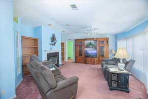 3709 Silver Lake Dr, Kissimmee, FL 34744, Sold 11/09/21