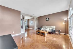 12816 Enclave Dr, Orlando, FL 32837, Sold 10/04/21