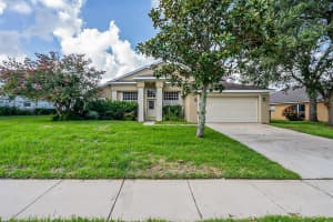 31 Wentwood Dr, DeBary, FL 32713, Sold 10/05/21