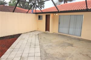 5011 Jamaica Cir, Orlando, FL 32808, Sold 11/12/21