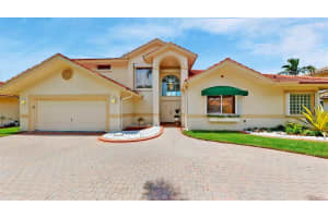 10261 SW 15th St, Pembroke Pines, FL 33025, Sold 10/20/21