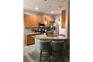 105 Venetian Bay Cir, Sanford, FL 32771, Sold 10/13/21