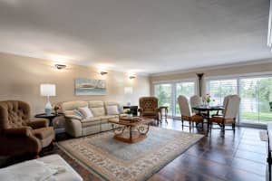 8984 Houston Pl, Orlando, FL 32819, Sold 12/30/21
