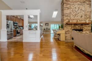 1528 Majestic Oak Dr, Apopka, FL 32712, Sold 03/31/22