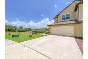 1004 Pavia Dr, Apopka, FL 32703, Sold 11/09/21
