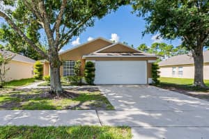 290 Lynn St, Oviedo, FL 32765, Sold 11/01/21