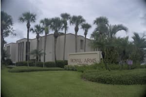 516 Orange Dr, Altamonte Springs, FL 32701, Sold 10/28/21