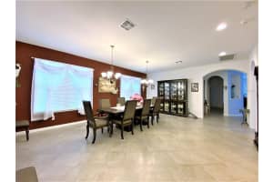 1900 Meadow Crest Dr, Apopka, FL 32712, Sold 10/13/21