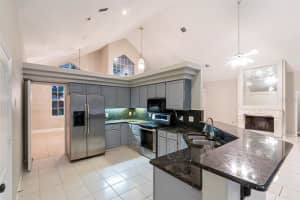 837 Lullwater Dr, Oviedo, FL 32765, Sold 10/29/21