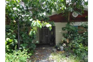 8121 CONROY WINDERMERE RD, ORLANDO, FL 32835 Sold 11/10/22