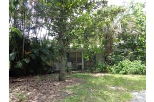 8121 CONROY WINDERMERE RD, ORLANDO, FL 32835 Sold 11/10/22