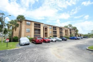 2131 Cascades Blvd, Kissimmee, FL 34741, Sold 10/04/21