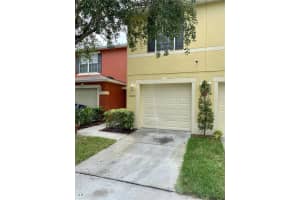 13440 Starry Night Ct, Orlando, FL 32824, Sold 10/08/21