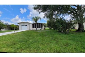 2619 Einwood Dr, Kissimmee, FL 34758, Sold 10/01/21
