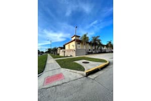 746 McDougall Ct, Orlando, FL 32809, Sold 12/17/21