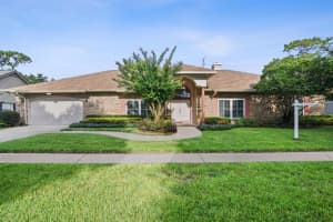1324 Majestic Oak Dr, Apopka, FL 32712, Sold 11/19/21