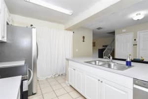 Bamboo Ct, Orlando, FL 32811, Sold 10/20/21