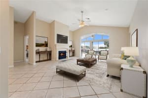 7645 Pointview Cir, Orlando, FL 32836, Sold 11/22/21