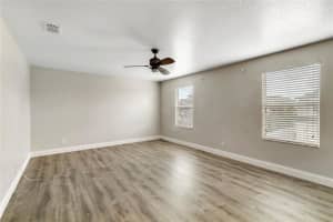 5201 Creekside Park Ave, Orlando, FL 32811, Sold 10/07/21