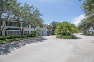 2260 NE 67th St, Fort Lauderdale, FL 33308, Sold 02/03/22