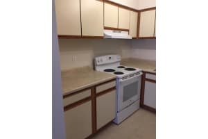 4111 S Semoran Blvd, Orlando, FL 32822, Sold 12/14/21