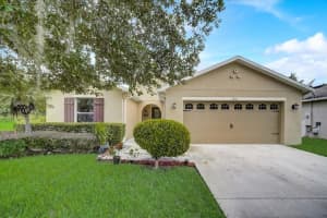 7261 Wakeview Dr, Davenport, FL 33896, Sold 01/18/22
