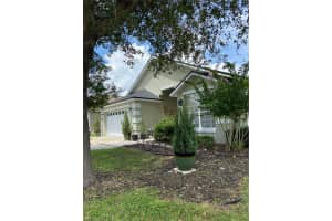 3174 Lindera Dr, Deltona, FL 32725, Sold 10/05/21