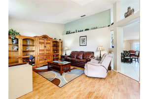 310 Silver Pine Dr, Lake Mary, FL 32746, Sold 10/04/21