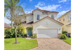 947 Tuscan Hills Blvd, Davenport, FL 33897, Sold 10/15/21