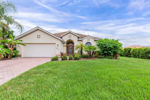6715 71st St E, Bradenton, FL 34203, Sold 11/09/21