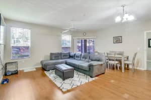 2015 Erving Cir, Ocoee, FL 34761, Sold 10/04/21