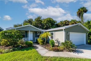 360 Marsh Lndg Dr, Oak Hill, FL 32759, Sold 10/14/21