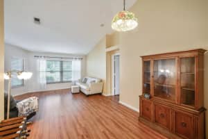 224 Country Landing Blvd, Apopka, FL 32703, Sold 10/06/21