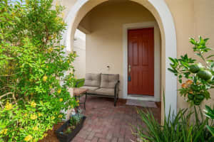 2458 Waxwing Wy, Sanford, FL 32773, Sold 10/12/21