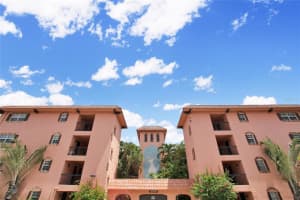 650 Tennis Club Dr, Fort Lauderdale, FL 33311, Sold 11/17/21