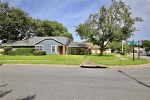 642 Berks Ct, Orlando, FL 32835, Sold 10/12/21