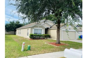 4132 Waltham Forest Dr, Tavares, FL 32778, Sold 10/06/21