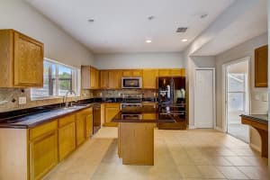 5332 Cape Hatteras Dr, Clermont, FL 34714, Sold 10/15/21