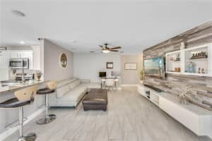 808 Battery Pointe Dr, Orlando, FL 32828, Sold 10/21/21