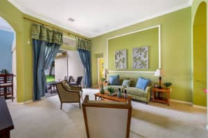2913 Bonita Cir, Kissimmee, FL 34744, Sold 10/05/21