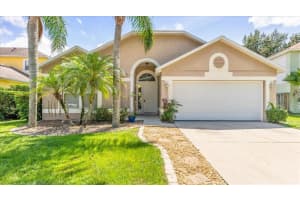 4136 Mendenwood Ln, Orlando, FL 32826, Sold 10/07/21