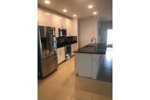 351 Pinecrest Loop, Davenport, FL 33837, Sold 11/09/21
