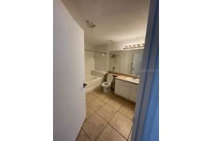 5578 Metrowest Blvd, Orlando, FL 32811, Sold 11/03/21