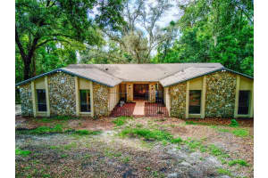 600 Orange Dr, Altamonte Springs, FL 32701, Sold 10/21/21