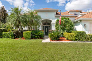 1112 Kerwood Cir, Oviedo, FL 32765, Sold 10/19/21