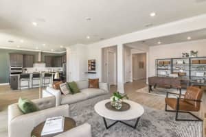 4600 Gliding Wave St, Oakland, FL 34787, Sold 12/31/21