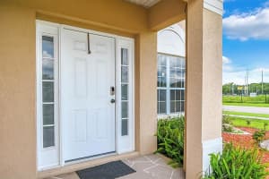 1801 Colonial Woods Blvd, Orlando, FL 32826, Sold 10/29/21