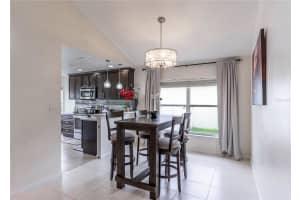 2513 Monaco Cove Cir, Orlando, FL 32825, Sold 10/15/21
